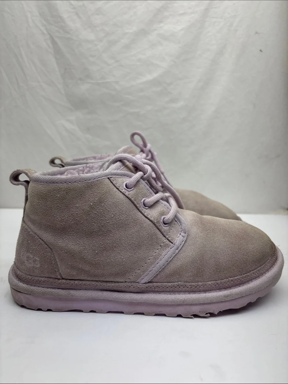 UGG Neumel lilac boots, SZ 6, box 1G